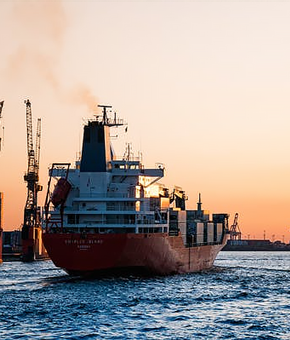 Cargo-Handling